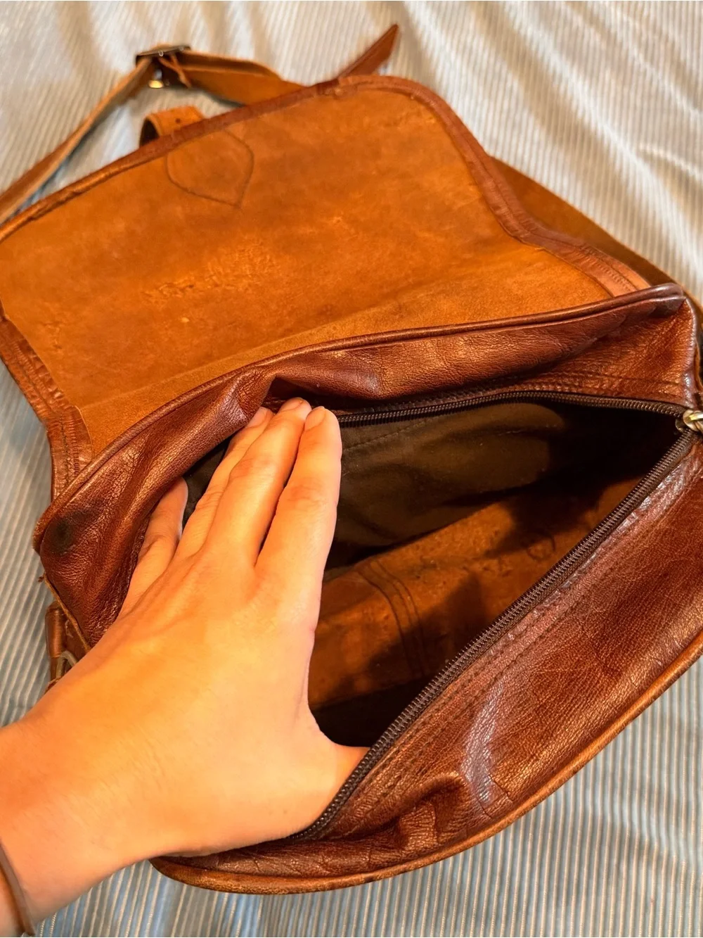 Vintage Brown Leather Men's Crossbody Satchel